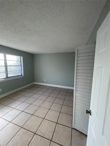 $199,950 | 13685 Northeast 10th Avenue, Unit 210, North Miami, FL 33161
