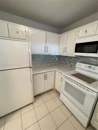 $199,950 | 13685 Northeast 10th Avenue, Unit 210, North Miami, FL 33161