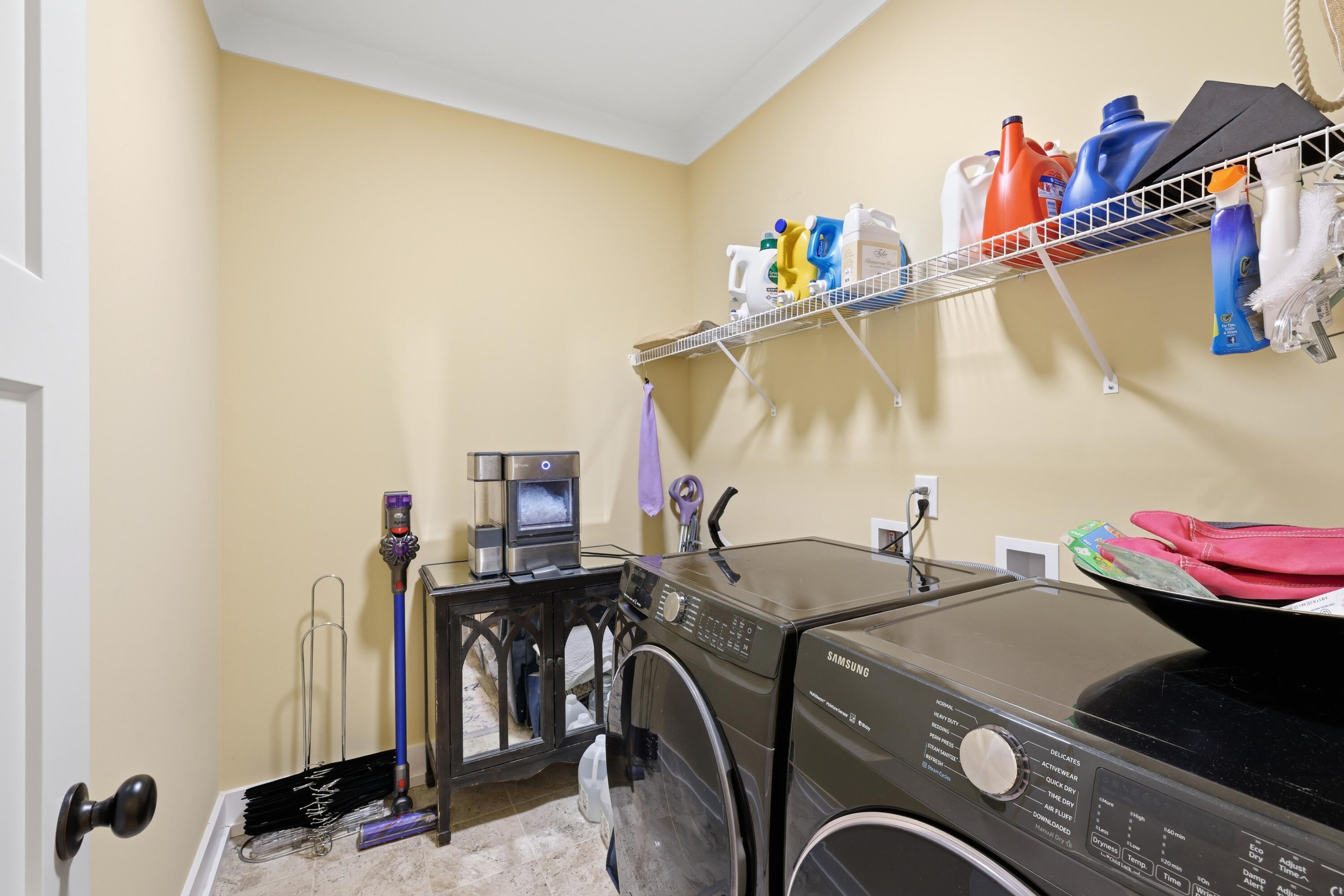 6871 Carnell Way Chattanooga, TN 37421 - Photo 21 of 31 Laundry Room