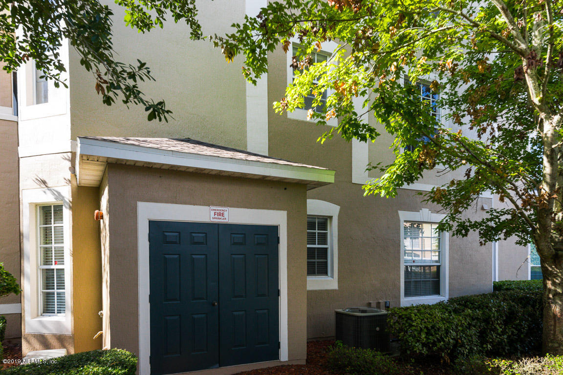 7990 Baymeadows Road, Unit 1006 Jacksonville, FL 32256 - Photo 5 of 27 dng_0005