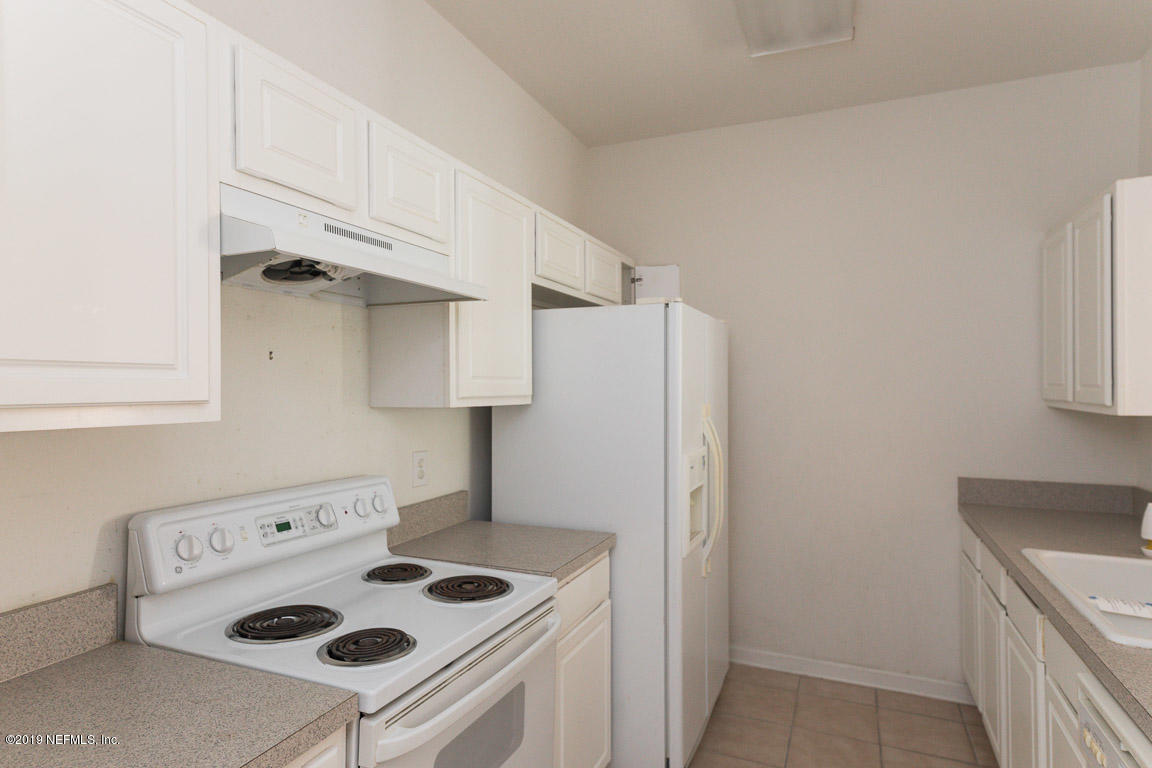7990 Baymeadows Road, Unit 1006 Jacksonville, FL 32256 - Photo 7 of 27 dng_0007