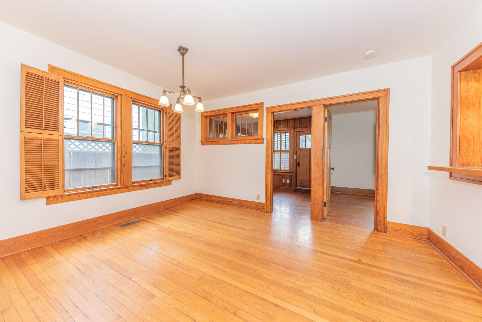 1318 Minerva Road Ann Arbor, MI 48104 - Photo 9 of 47 00__9