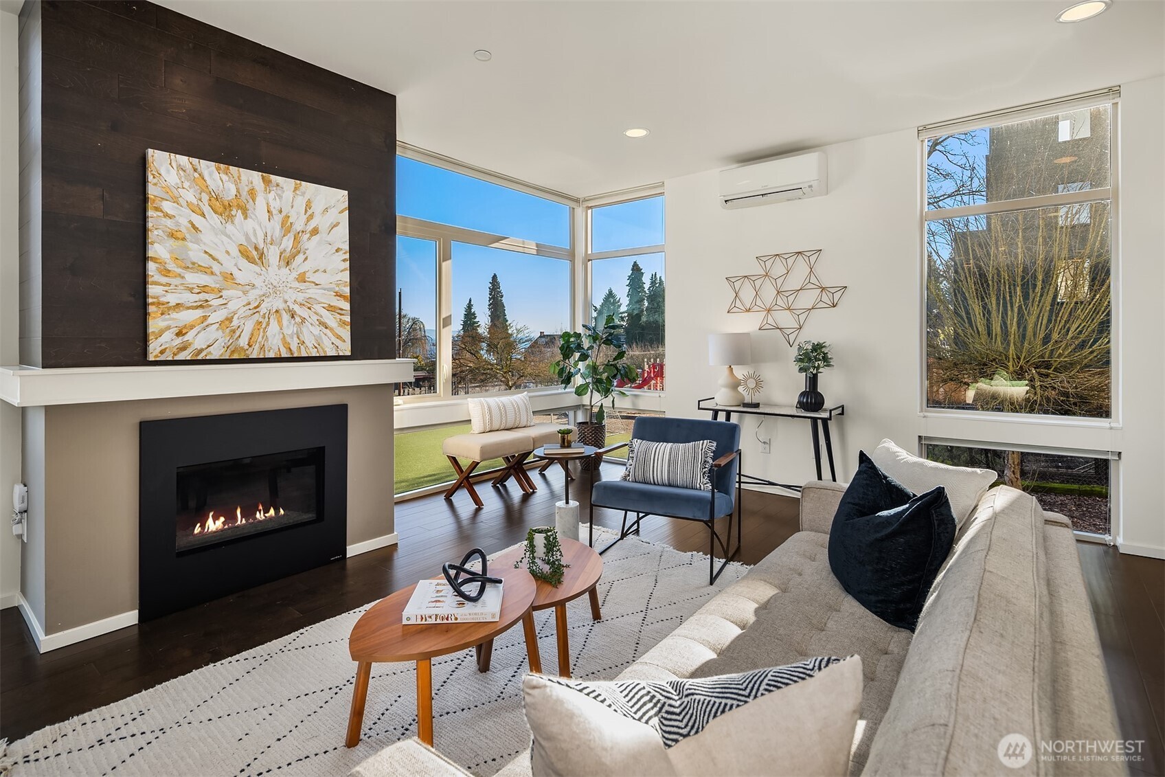 928 34th Avenue Seattle, WA 98122 - Photo 12 of 39