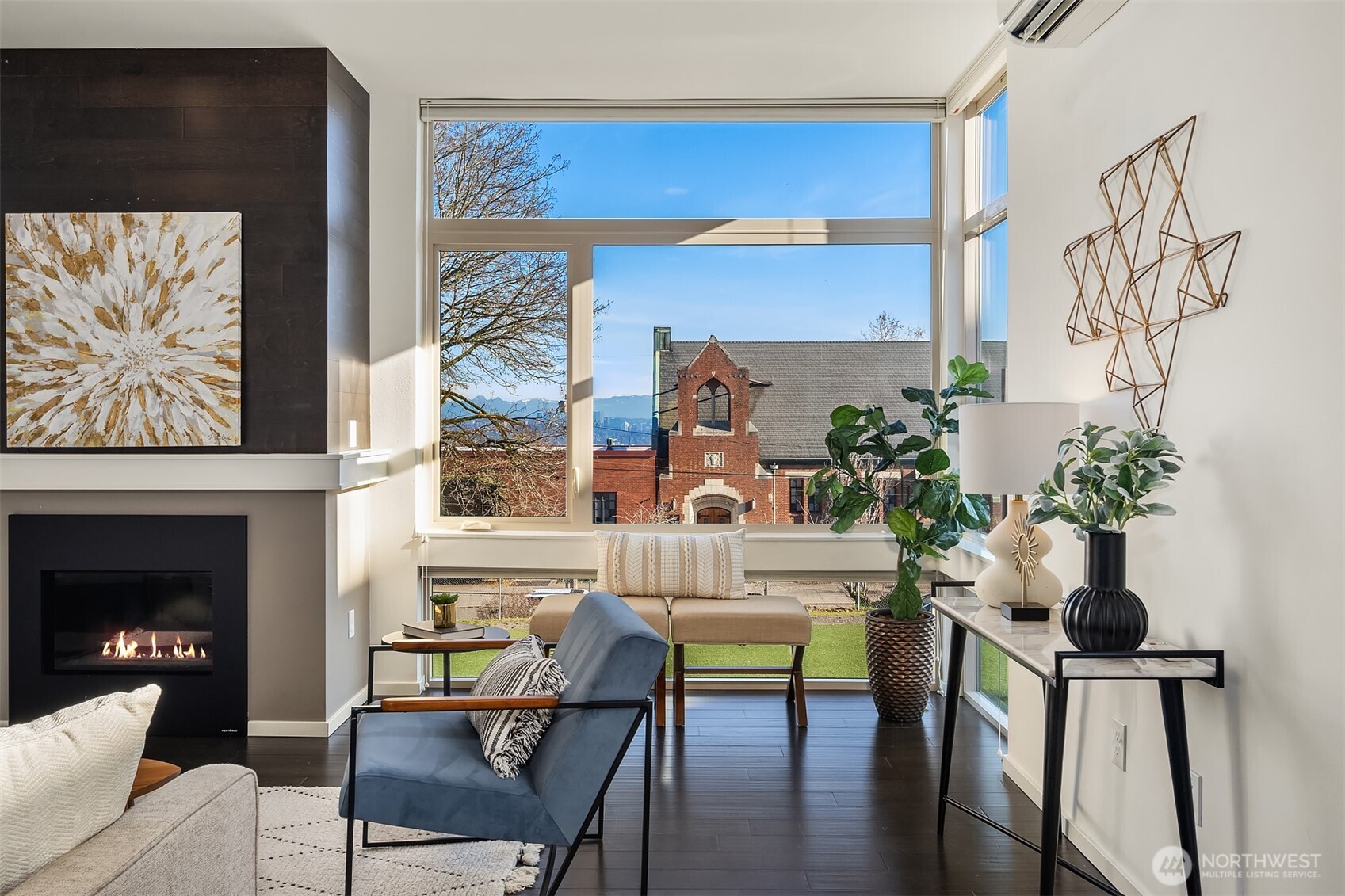 928 34th Avenue Seattle, WA 98122 - Photo 15 of 39