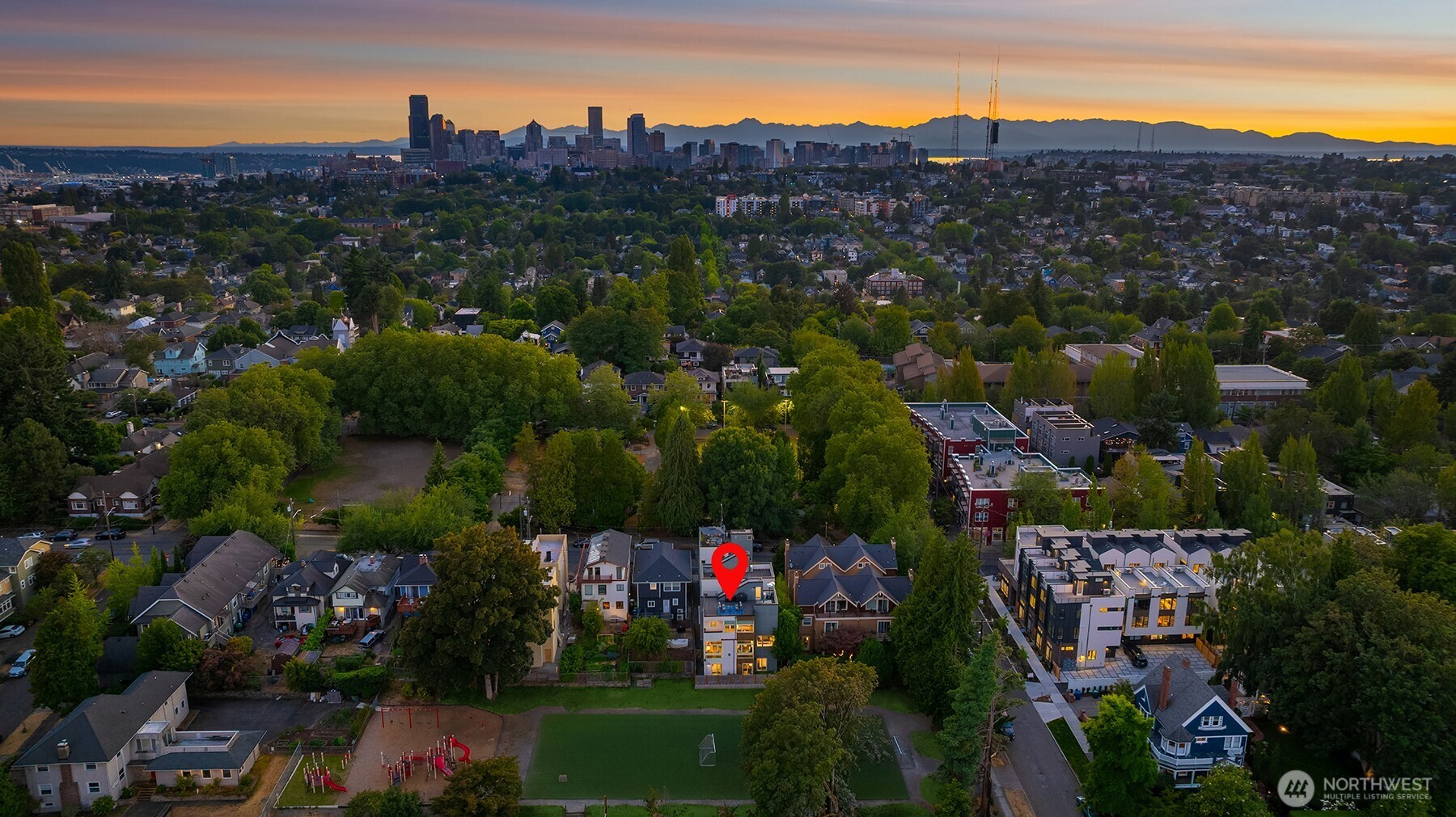 928 34th Avenue Seattle, WA 98122 - Photo 37 of 39