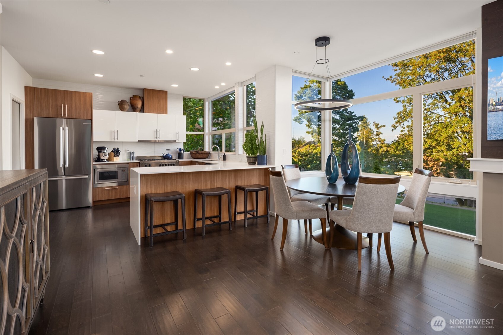 928 34th Avenue Seattle, WA 98122 - Photo 8 of 39