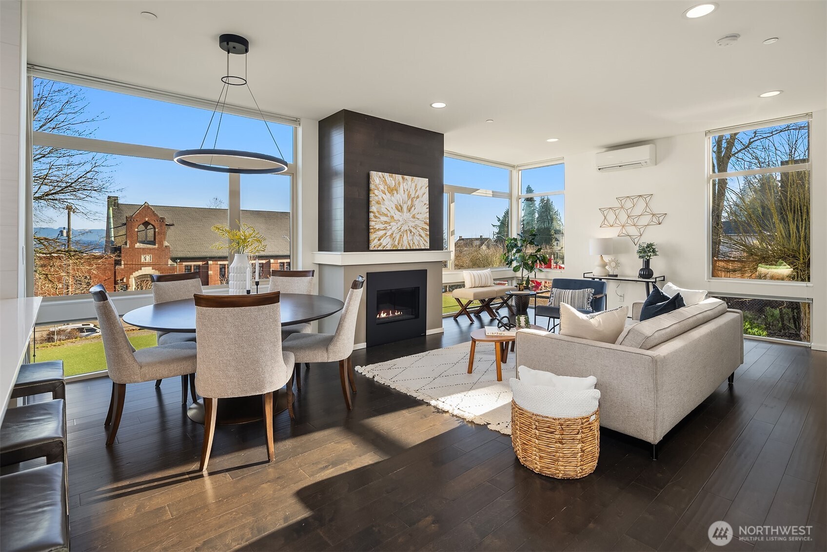 928 34th Avenue Seattle, WA 98122 - Photo 9 of 39