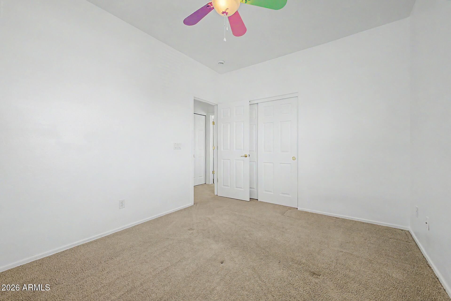 7206 South 12th Way Phoenix, AZ 85042 - Photo 22 of 34 a view of an empty room