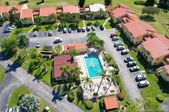 $240,000 | 5335 Southeast Miles Grant Road, Unit H206, Stuart, FL 34997