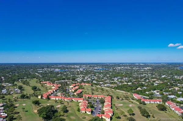 $229,000 | 5335 Southeast Miles Grant Road, Unit H206, Stuart, FL 34997