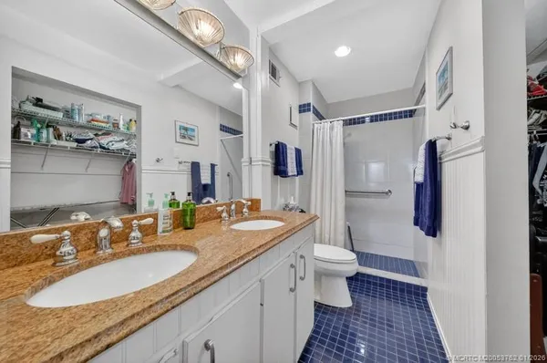 $229,000 | 5335 Southeast Miles Grant Road, Unit H206, Stuart, FL 34997