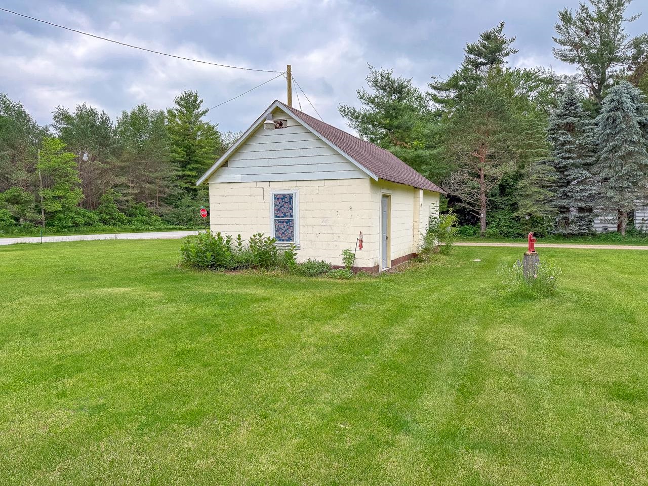 3102 West Saginaw Road Coleman, MI 48618 - Photo 8 of 44