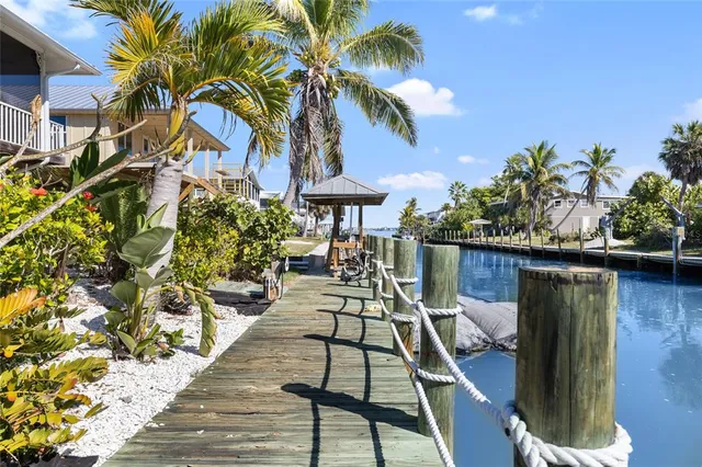 $924,900 | 9712 Little Gasparilla, Placida, FL 33946