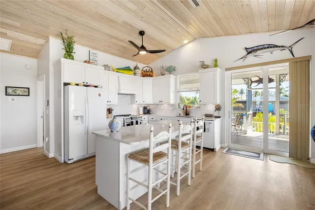 $924,900 | 9712 Little Gasparilla, Placida, FL 33946