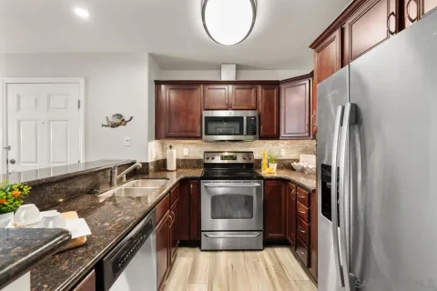$649,000 | 5402 Balboa Arms Drive, Unit 415, San Diego, CA 92117
