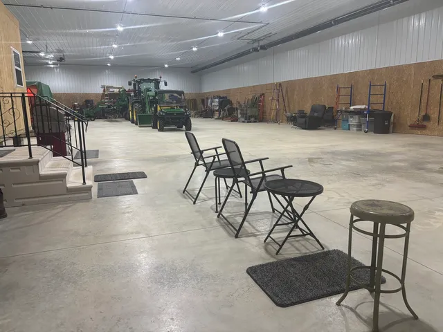 $775,000 | 957 County Road 2000 East, Varna, IL 61375