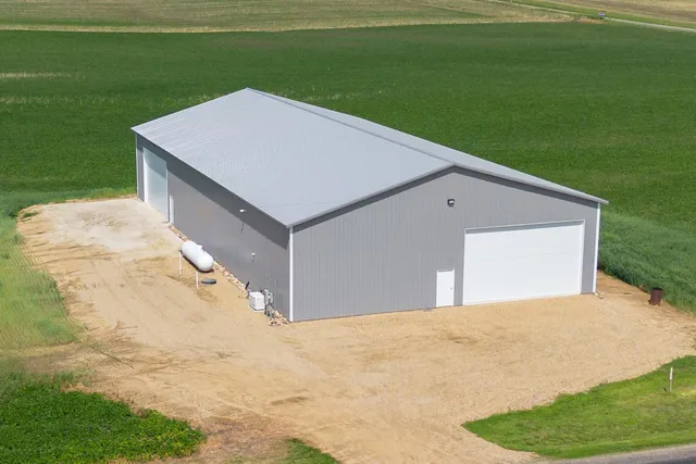 $775,000 | 957 County Road 2000 East, Varna, IL 61375