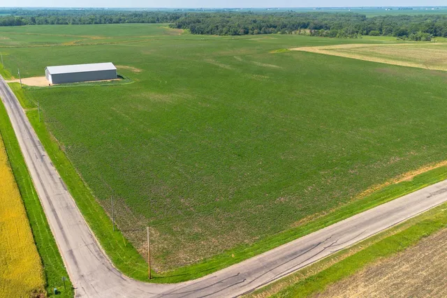 $775,000 | 957 County Road 2000 East, Varna, IL 61375
