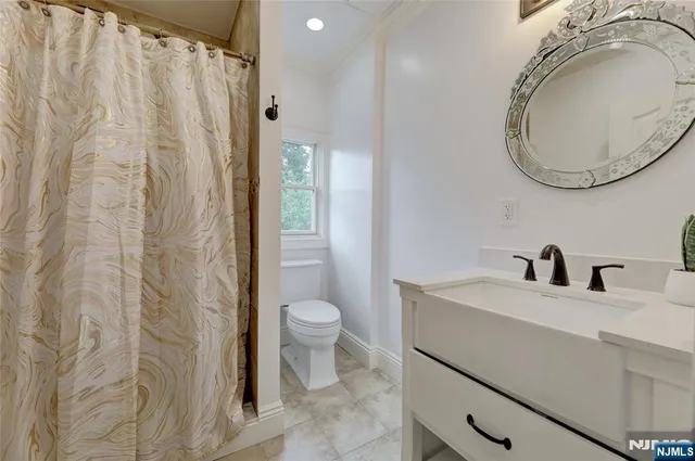 $799,000 | 406 Dixie Avenue, Hawthorne, NJ 07506