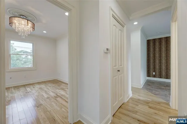 $799,000 | 406 Dixie Avenue, Hawthorne, NJ 07506