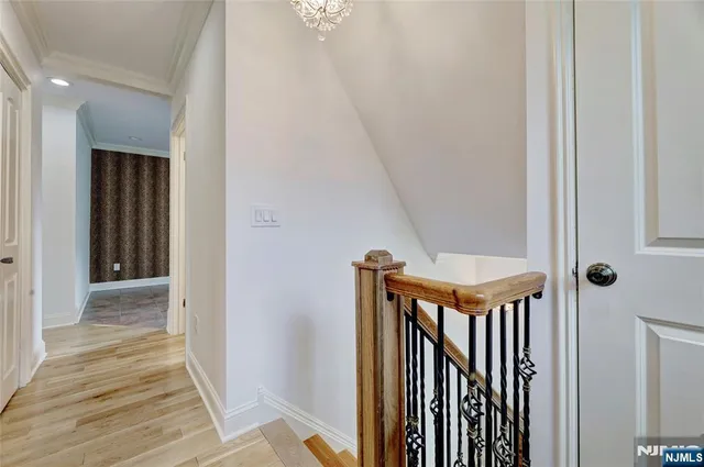 $799,000 | 406 Dixie Avenue, Hawthorne, NJ 07506