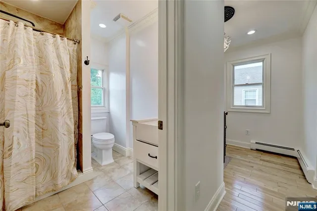 $799,000 | 406 Dixie Avenue, Hawthorne, NJ 07506