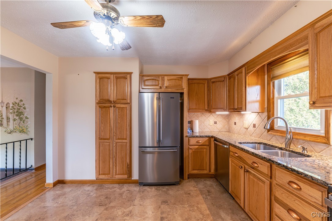 7448 Seifert Road Rome, NY 13440 - Photo 4 of 50