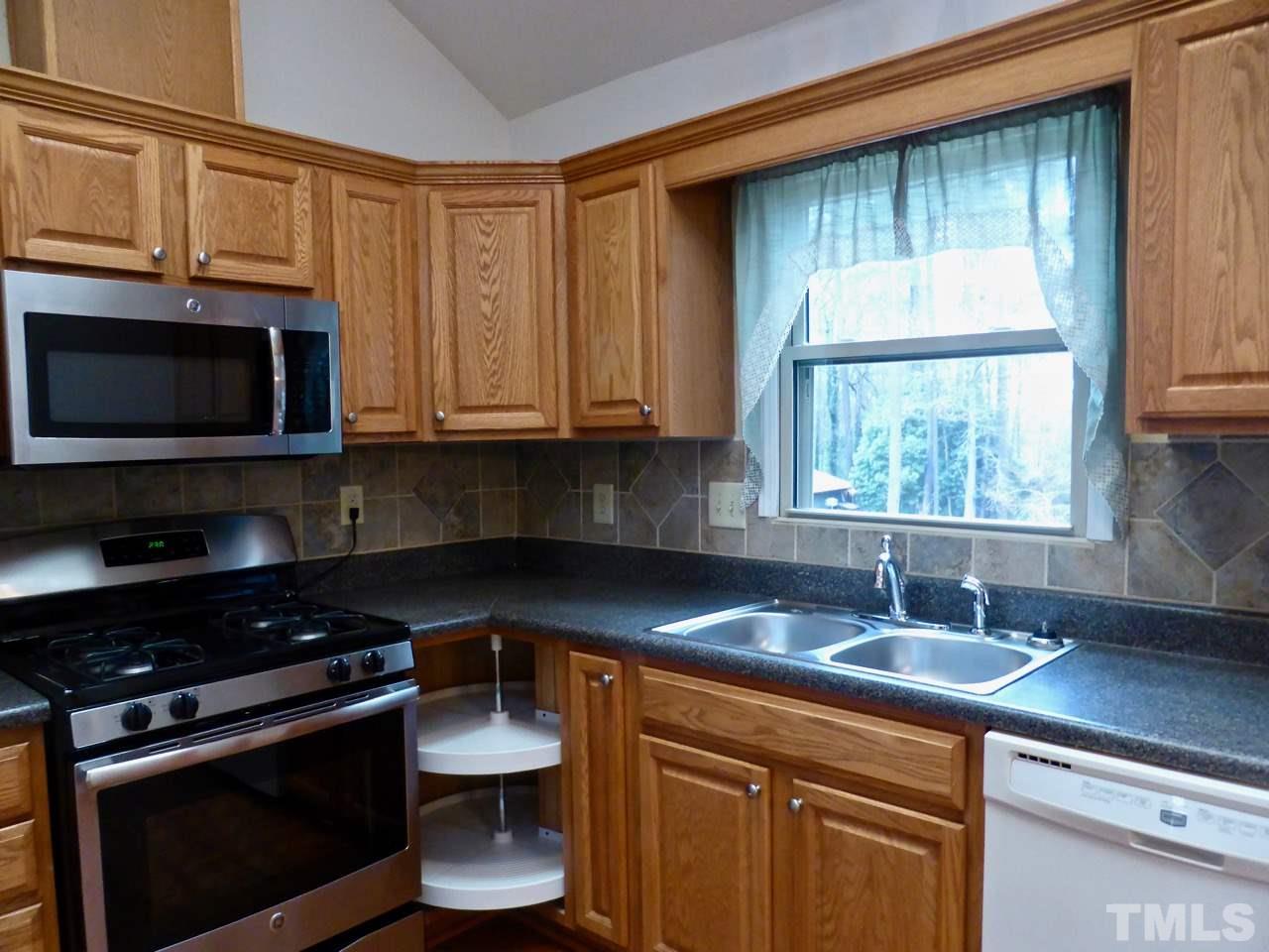 2209 Brett Circle Raleigh, NC 27603 - Photo 4 of 25 Gallery Image 4