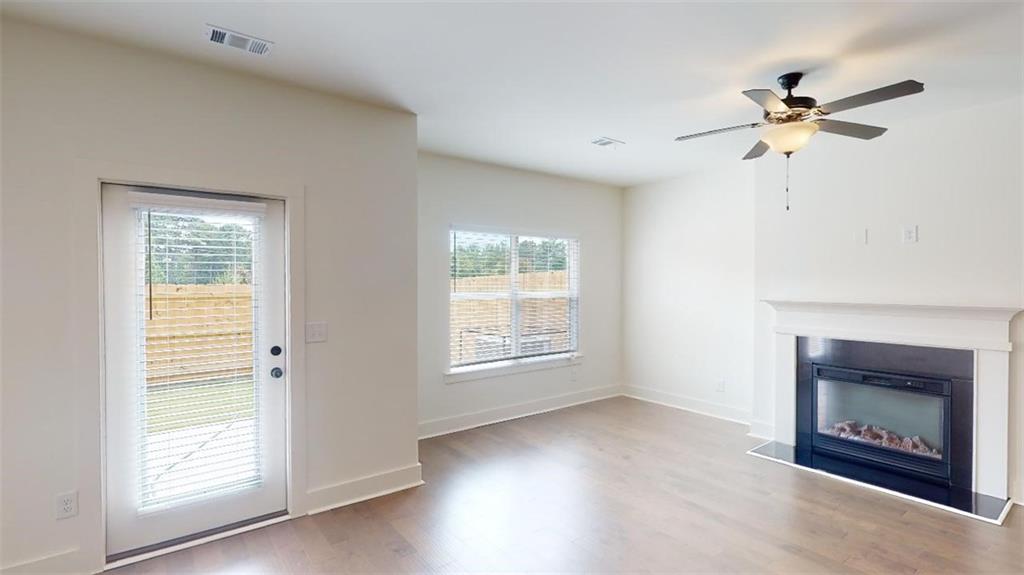 5873 Greystone Drive Lithonia, GA 30058 - Photo 11 of 35