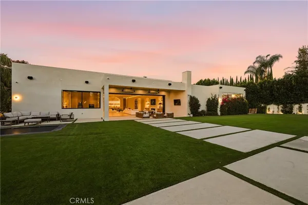 $39,995 | 22924 Erwin Street, Woodland Hills, CA 91367