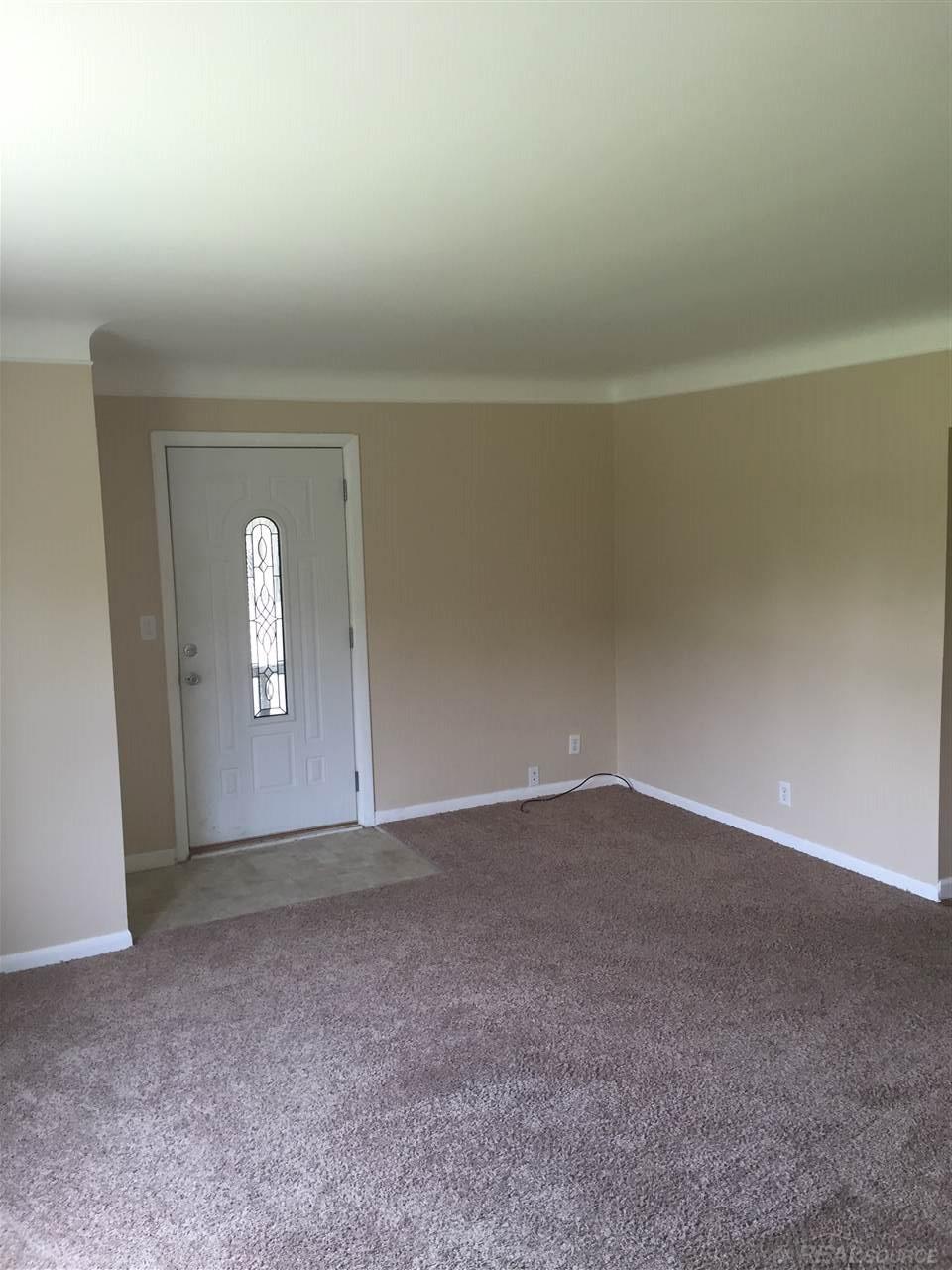 2743 Arlington Road Columbus, MI 48063 - Photo 5 of 11 Gallery Image 5