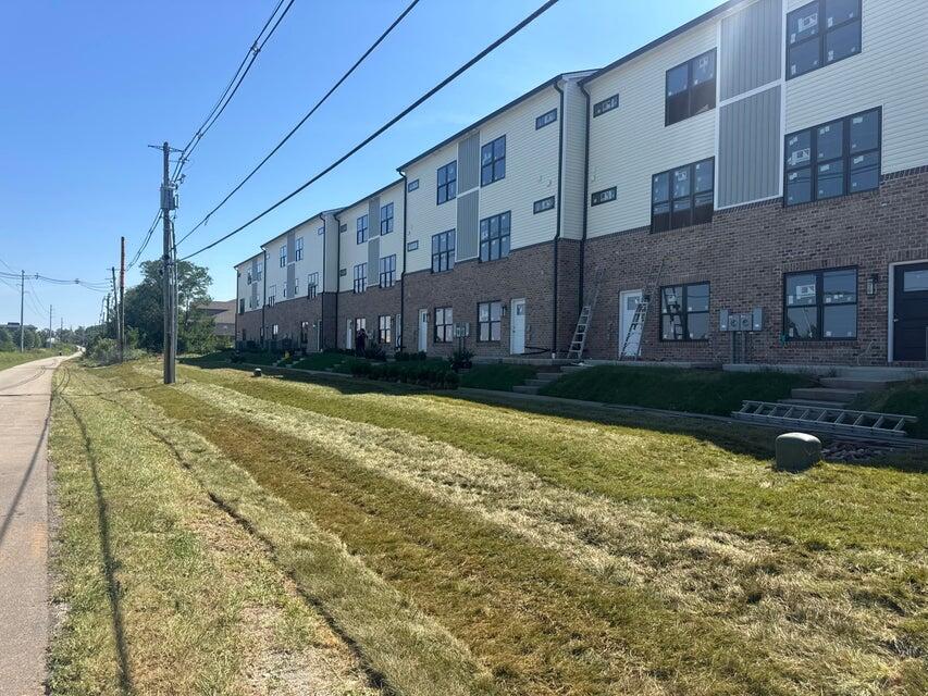 3135 Liberty Road Lexington, KY 40509 - Photo 33 of 35 3137 Liberty back 2