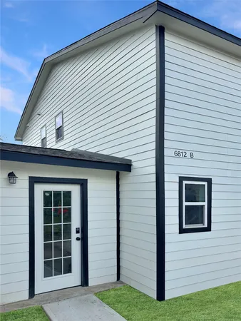 $695 | 6812 Avenue Q, Unit B, Houston, TX 77011