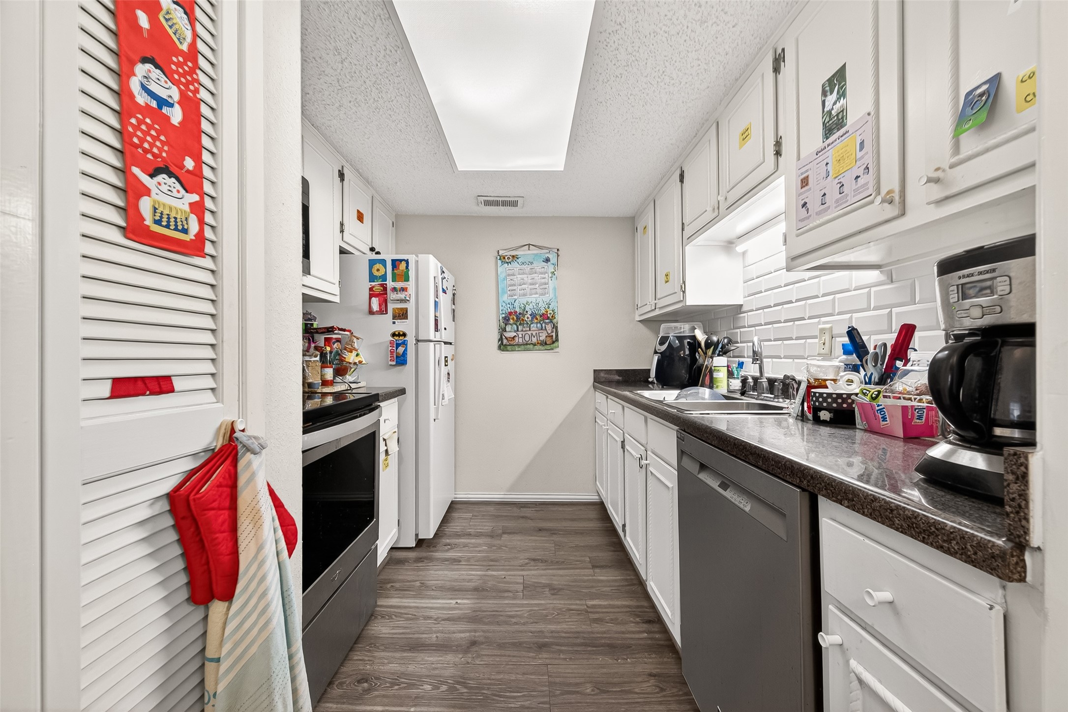 2234 South Piney Point Road, Unit 206 Houston, TX 77063 - Photo 12 of 33