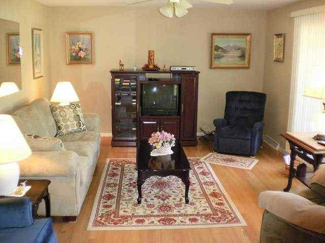 1316 North Riley Road Muncie, IN 47304 - Photo 2 of 12