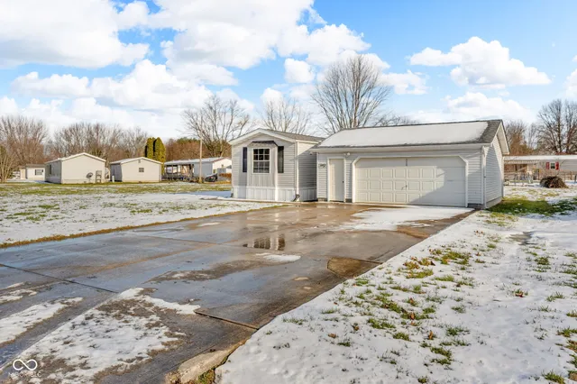 $134,995 | 330 Lazy River Road, Cloverdale, IN 46120