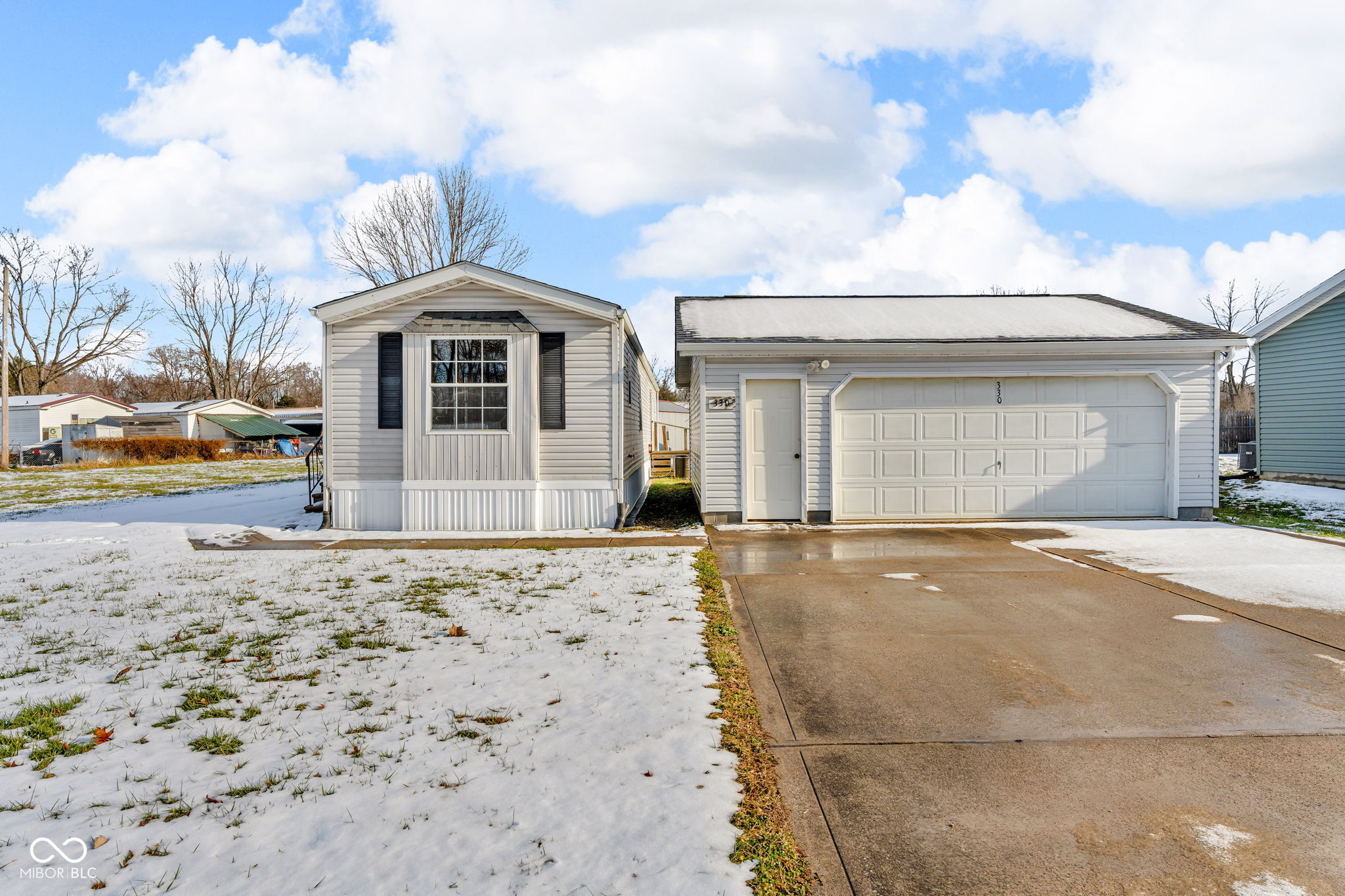 330 Lazy River Road Cloverdale, IN 46120 - Photo 3 of 34