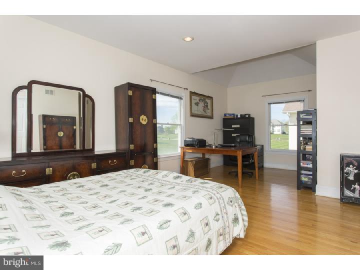 68 Yard Road Pennington, NJ 08534 - Photo 13 of 23