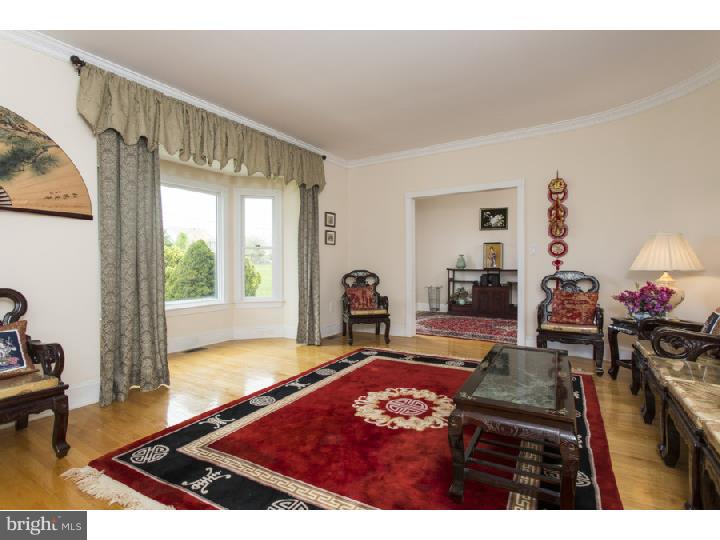 68 Yard Road Pennington, NJ 08534 - Photo 4 of 23
