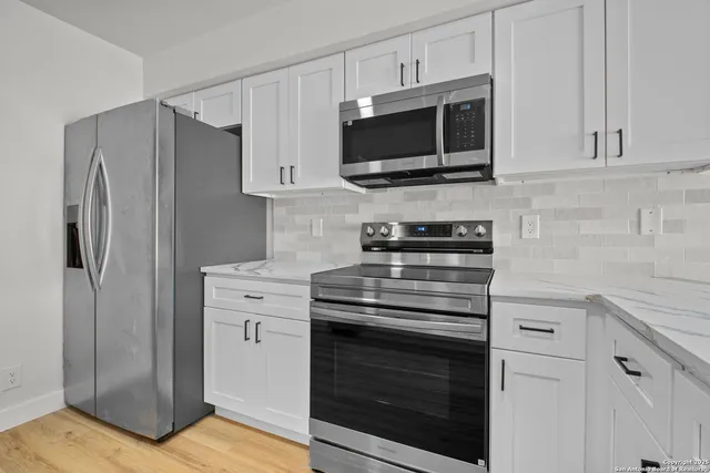 $399,999 | 13907 Briarmeadow Street, San Antonio, TX 78217