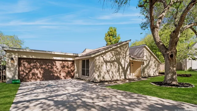$399,999 | 13907 Briarmeadow Street, San Antonio, TX 78217