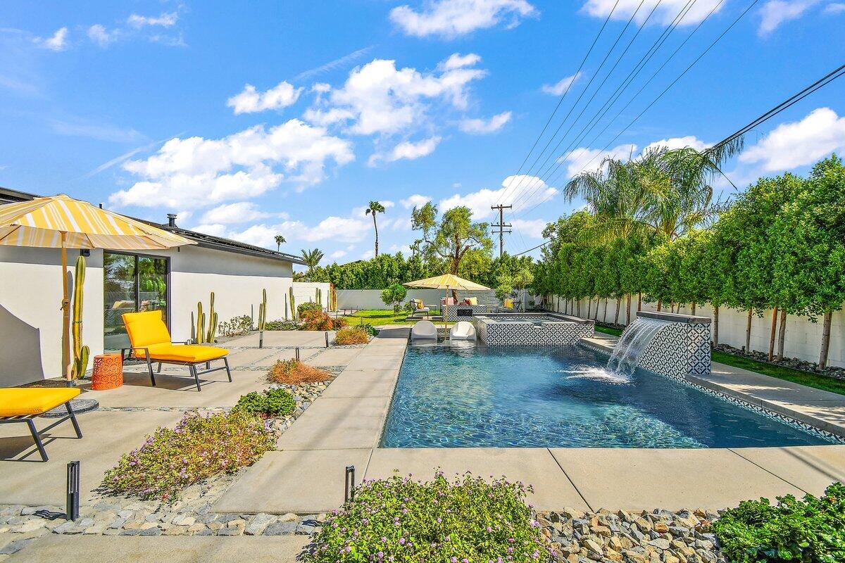 565 West Yorba Road Palm Springs, CA 92262 - Photo 6 of 70 RIL_6942