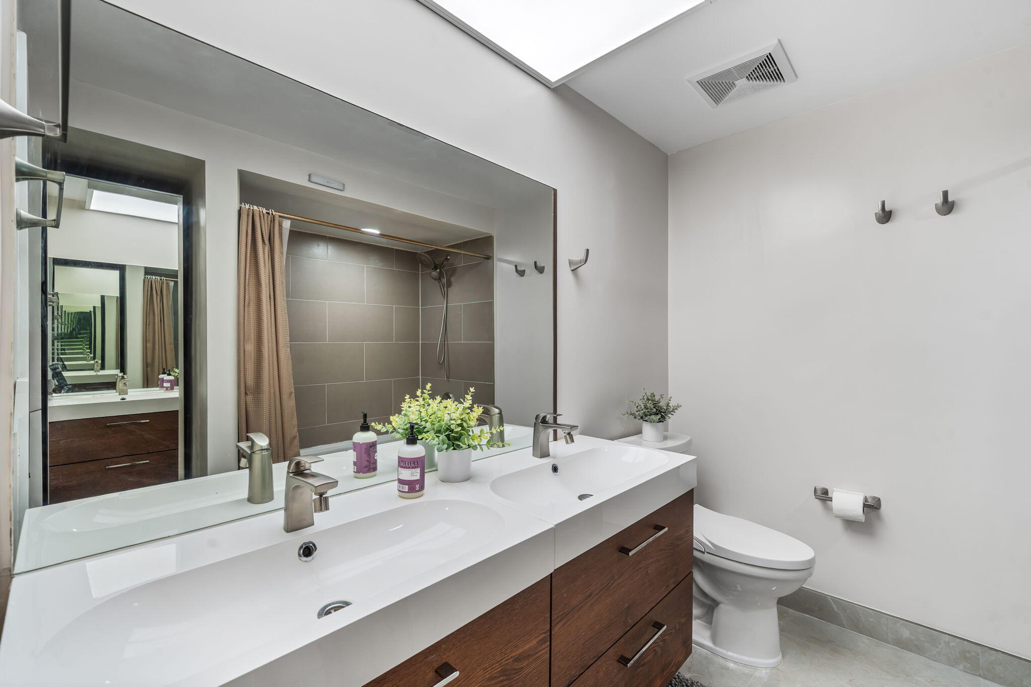 600 Crosswinds Drive, Unit C2 Greenacres, FL 33413 - Photo 9 of 22 20-web-or-mls-DSC03752