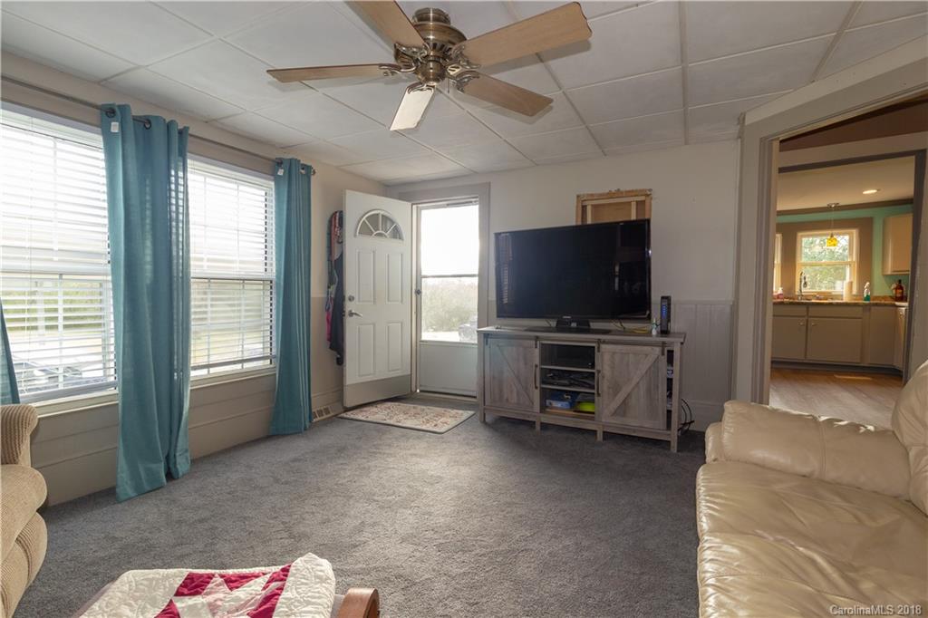 317 Wright Road Kings Mountain, NC 28086 - Photo 3 of 18 Gallery Image 3