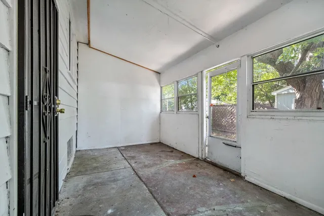 $190,000 | 16876 Head Avenue, Hazel Crest, IL 60429