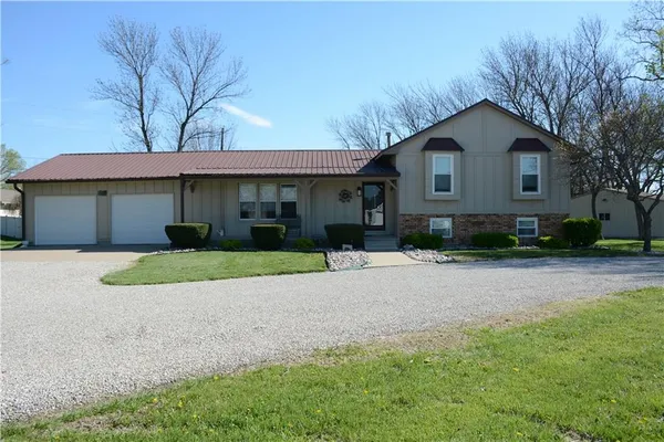 $361,505 | 1424 Alleghany Street, Burlington, KS 66839