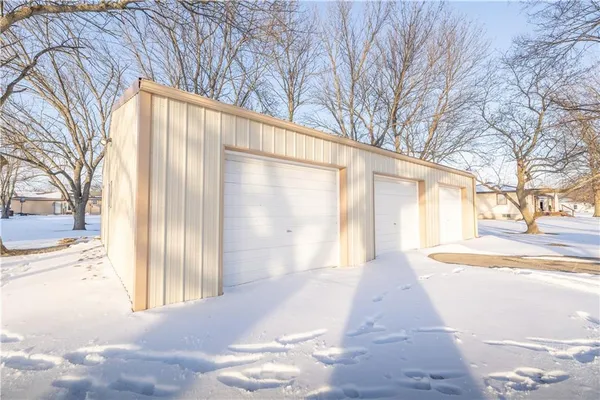 $361,505 | 1424 Alleghany Street, Burlington, KS 66839