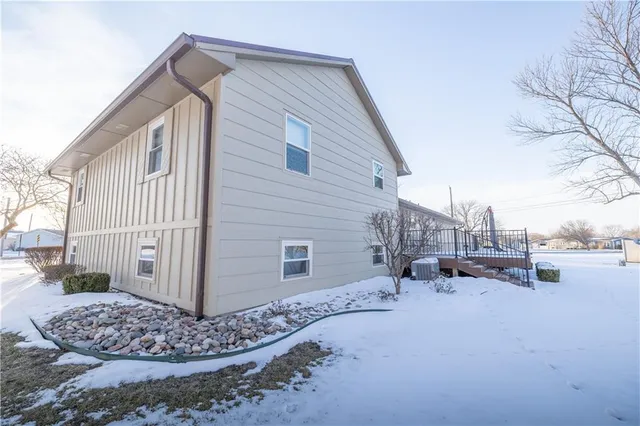 $361,505 | 1424 Alleghany Street, Burlington, KS 66839