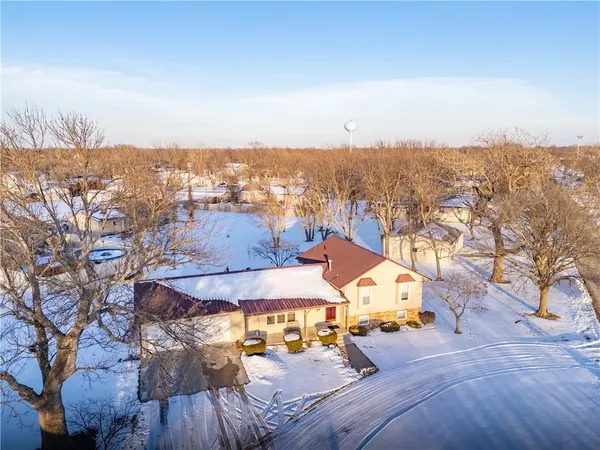 $361,505 | 1424 Alleghany Street, Burlington, KS 66839