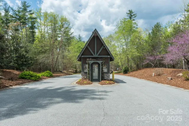 $349,000 | Lot 43 Winghaven Drive, Nebo, NC 28761